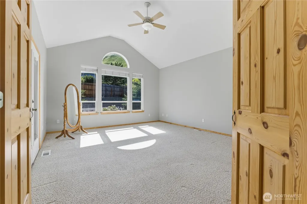 308 Kray Ike Court Wenatchee WA 98801