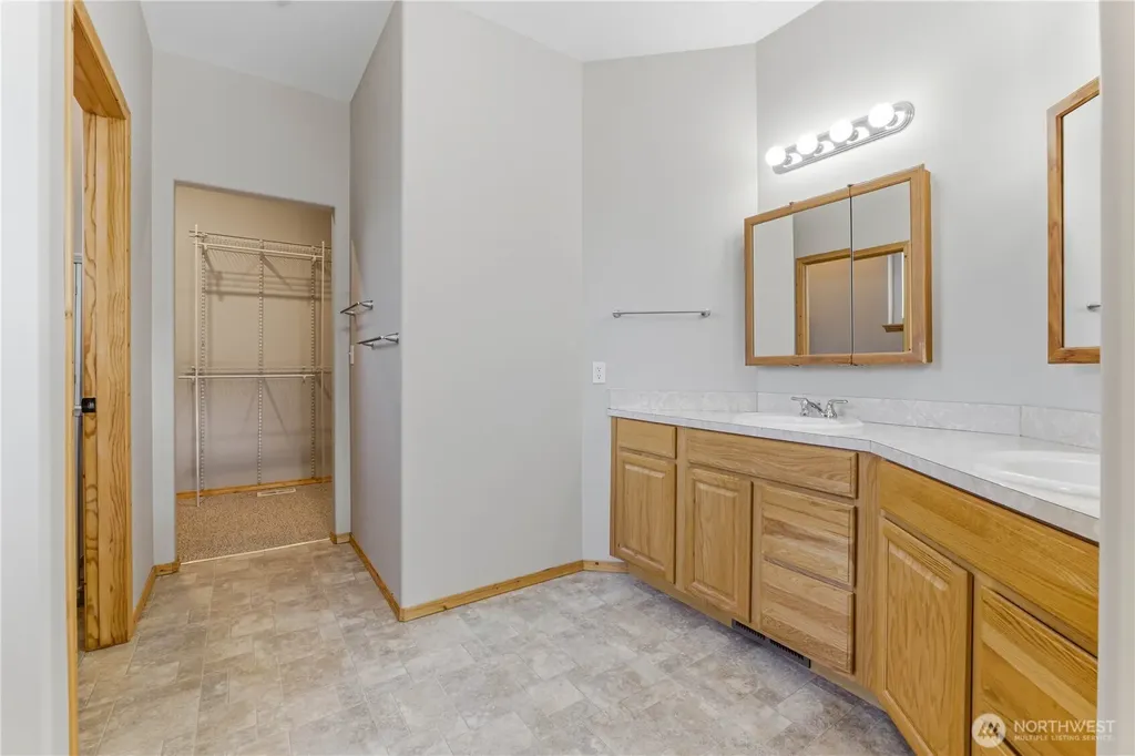 308 Kray Ike Court Wenatchee WA 98801
