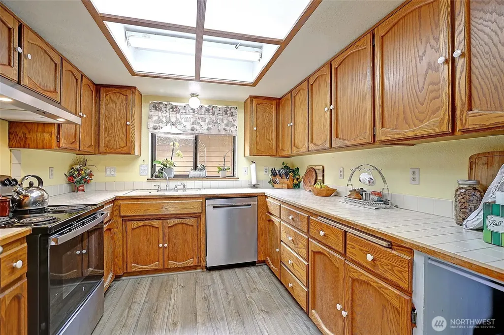 30520 379th Avenue NE Arlington WA 98223