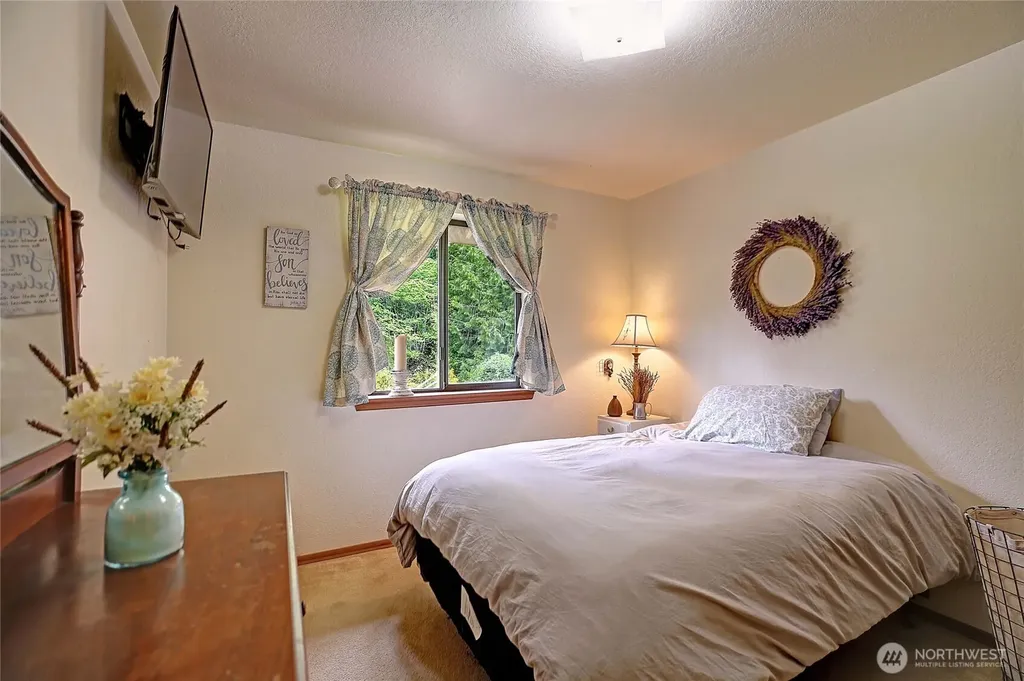 30520 379th Avenue NE Arlington WA 98223
