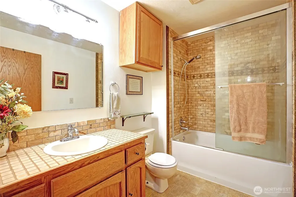 30520 379th Avenue NE Arlington WA 98223