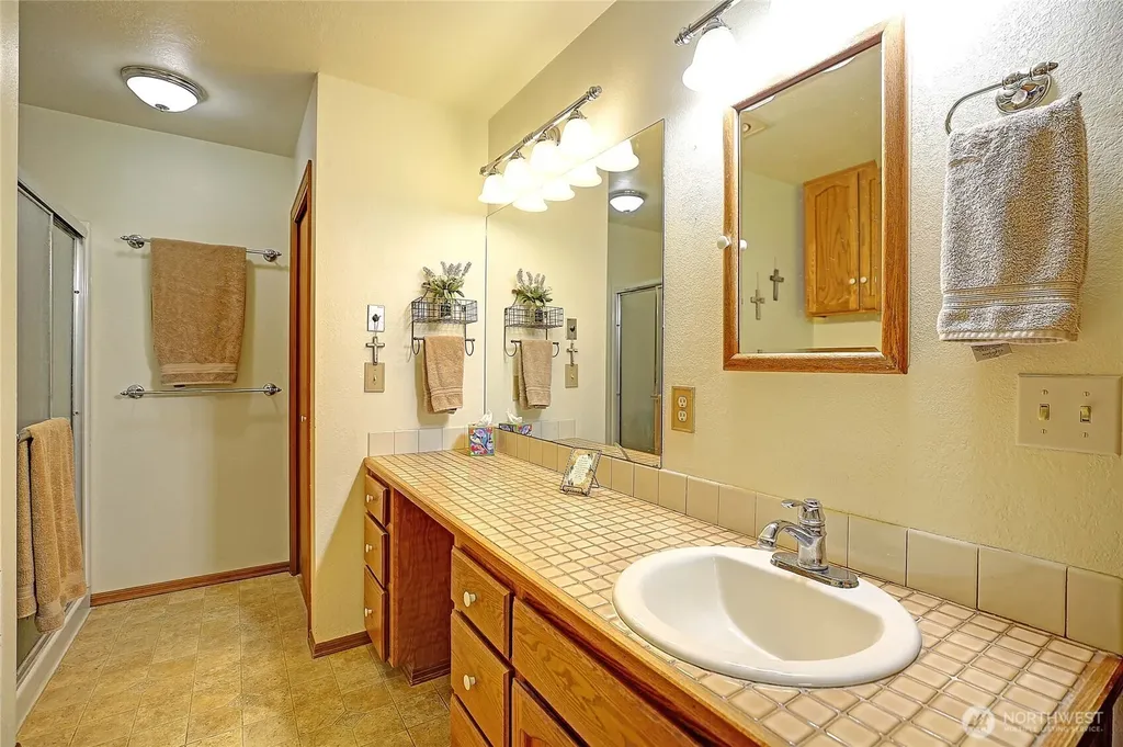 30520 379th Avenue NE Arlington WA 98223