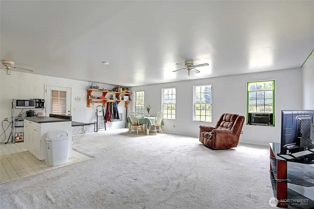 30520 379th Avenue NE Arlington WA 98223