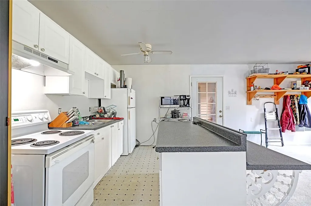 30520 379th Avenue NE Arlington WA 98223