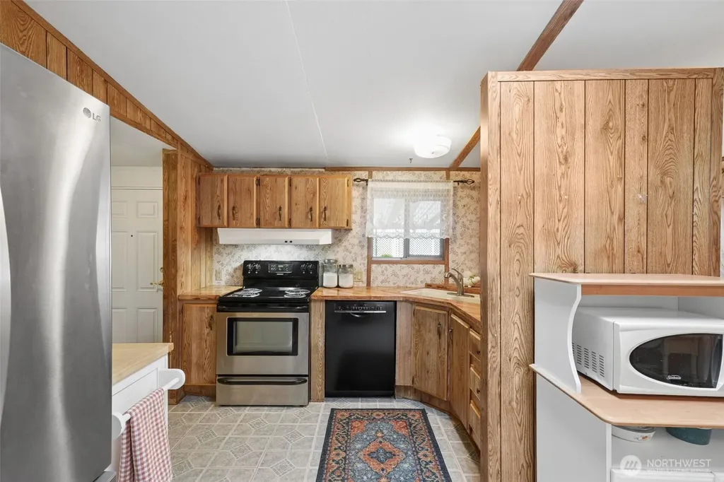 3611 I Street NE Auburn WA 98002