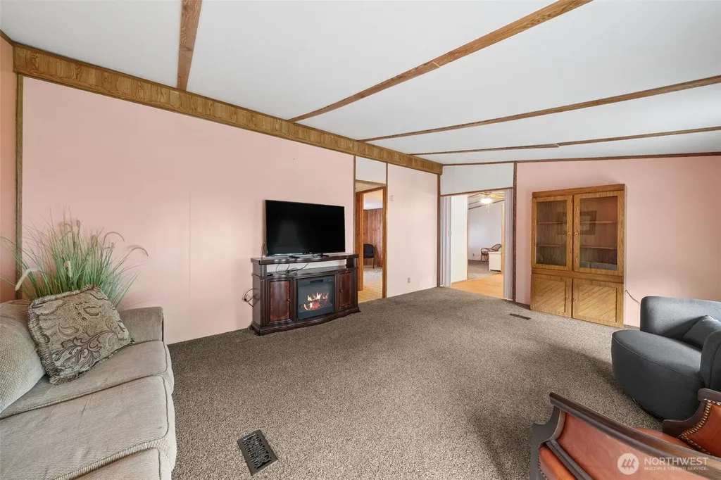 3611 I Street NE Auburn WA 98002