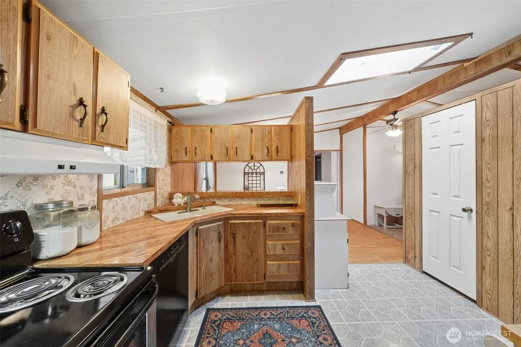 3611 I Street NE Auburn WA 98002