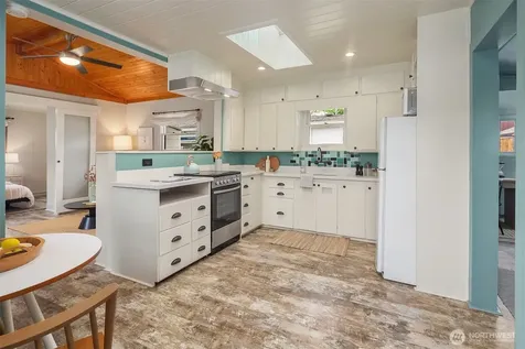 2818 Boyer Avenue E Seattle WA 98102