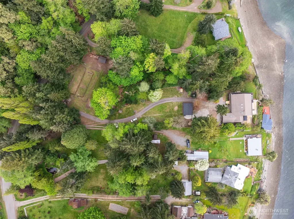 13725 SW Pohl Road Vashon WA 98070