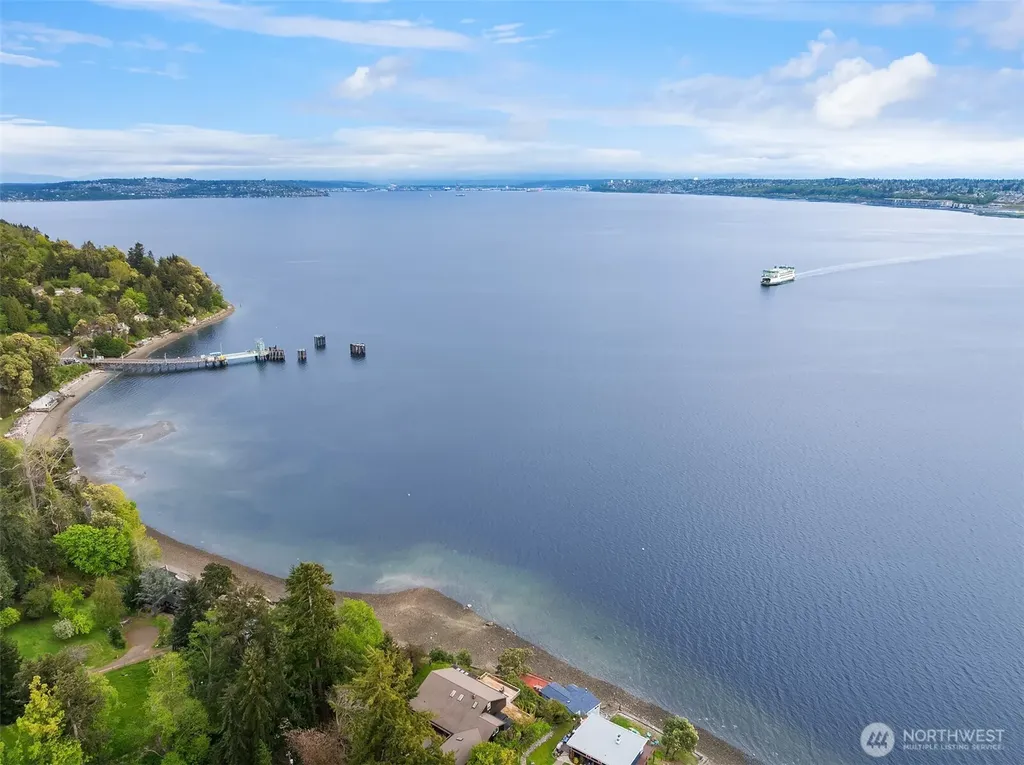 13725 SW Pohl Road Vashon WA 98070