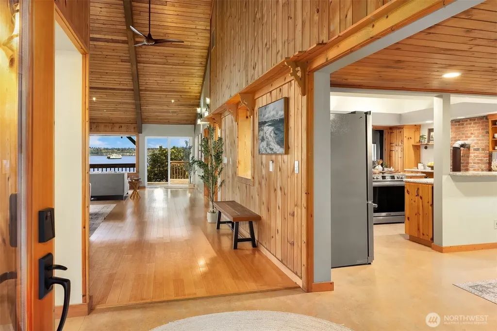 13725 SW Pohl Road Vashon WA 98070