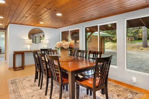 13725 SW Pohl Road Vashon WA 98070