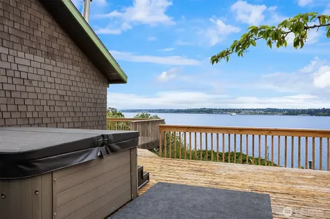 13725 SW Pohl Road Vashon WA 98070