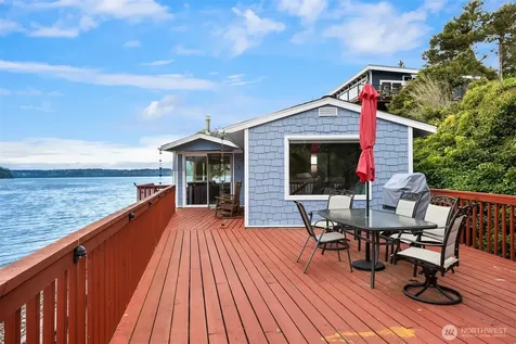 13725 SW Pohl Road Vashon WA 98070