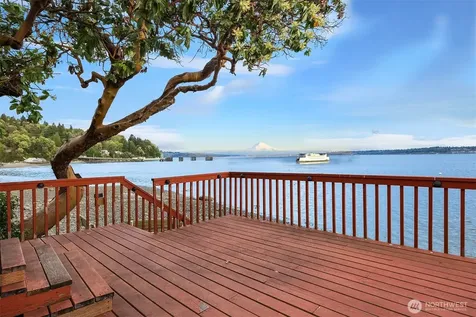13725 SW Pohl Road Vashon WA 98070