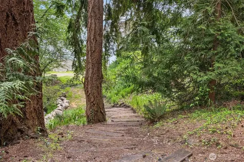 13725 SW Pohl Road Vashon WA 98070