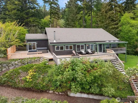 13725 SW Pohl Road Vashon WA 98070