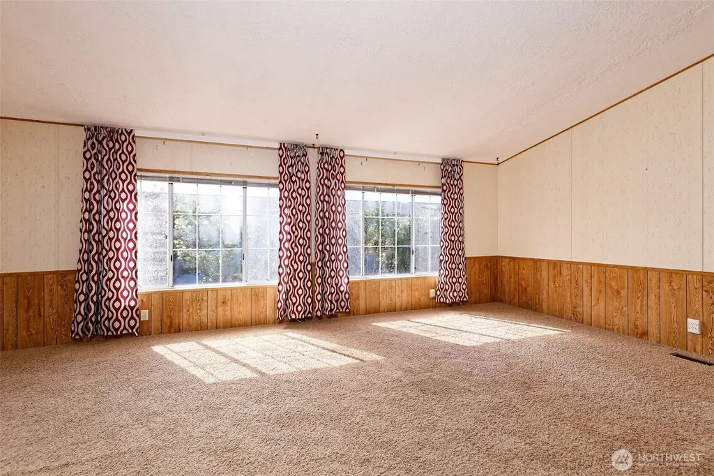 11 Donder Road Shelton WA 98584