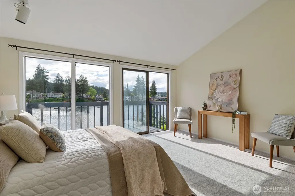 4610 Marine View Place Bremerton WA 98312