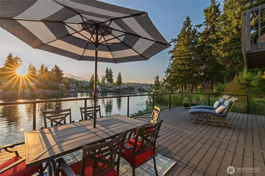 4610 Marine View Place Bremerton WA 98312