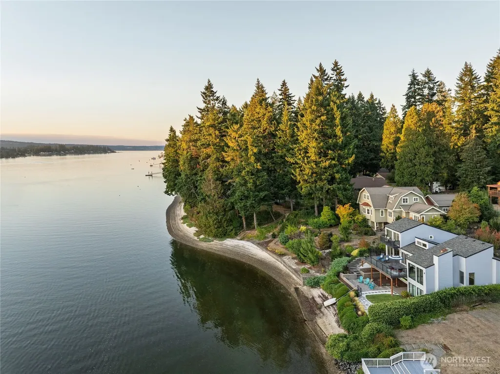 4610 Marine View Place Bremerton WA 98312