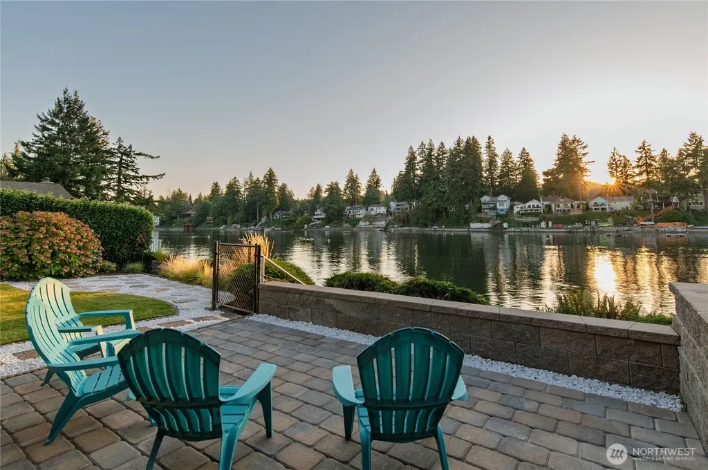 4610 Marine View Place Bremerton WA 98312