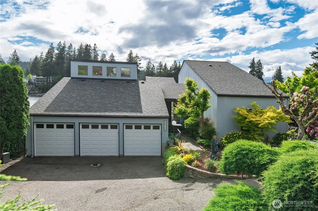 4610 Marine View Place Bremerton WA 98312
