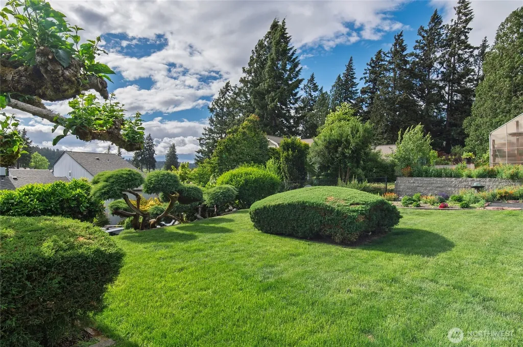 4610 Marine View Place Bremerton WA 98312