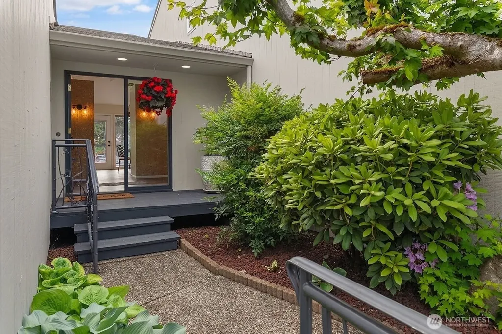 4610 Marine View Place Bremerton WA 98312