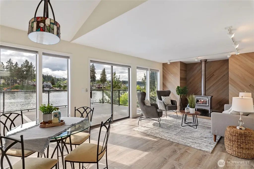 4610 Marine View Place Bremerton WA 98312