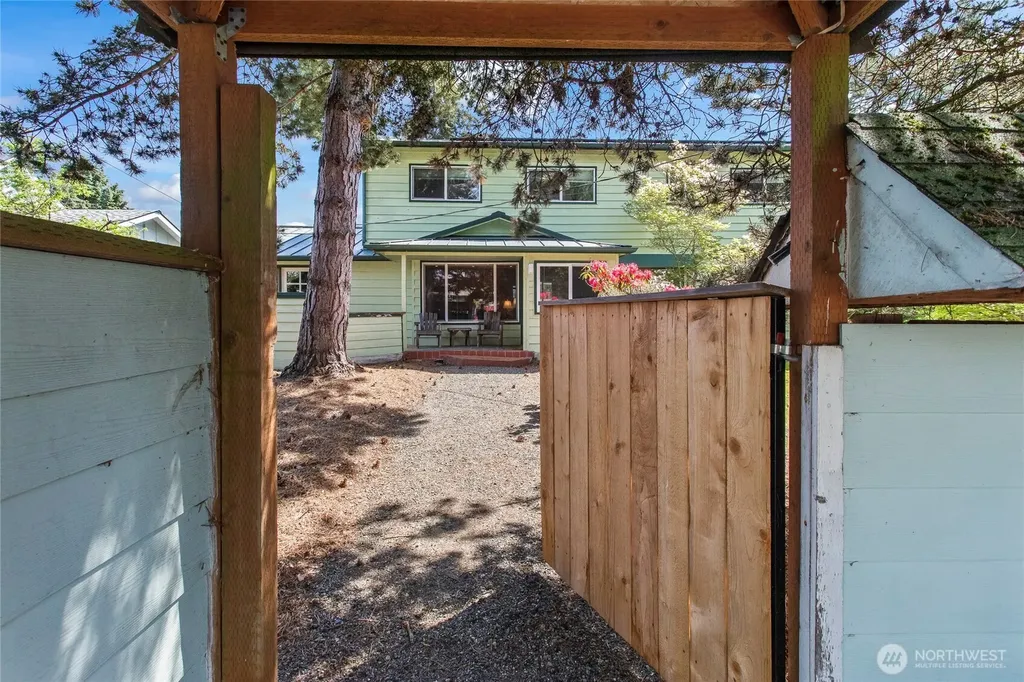 3701 Whitman Street Tacoma WA 98407