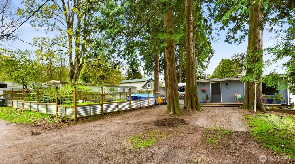 5013 Cedar Street Blaine WA 98230
