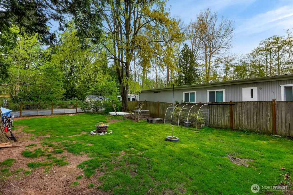 5013 Cedar Street Blaine WA 98230