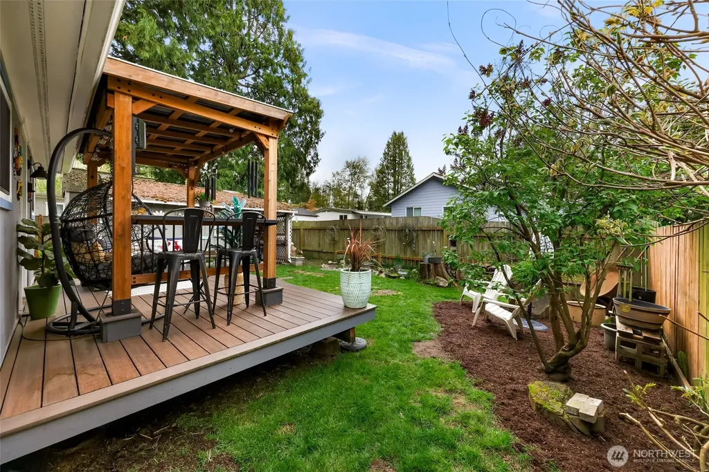 5013 Cedar Street Blaine WA 98230