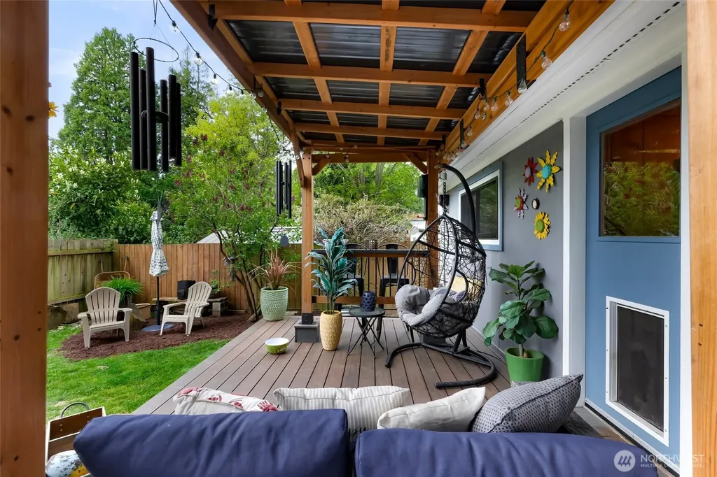 5013 Cedar Street Blaine WA 98230