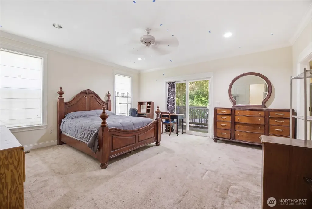 18705 Larch Way Lynnwood WA 98037