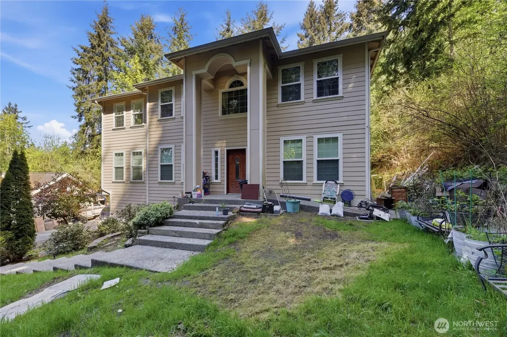 18705 Larch Way Lynnwood WA 98037