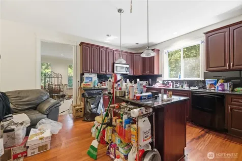18705 Larch Way Lynnwood WA 98037