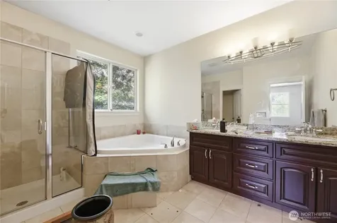 18705 Larch Way Lynnwood WA 98037