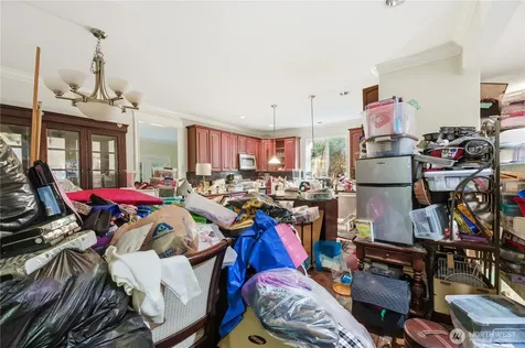 18705 Larch Way Lynnwood WA 98037