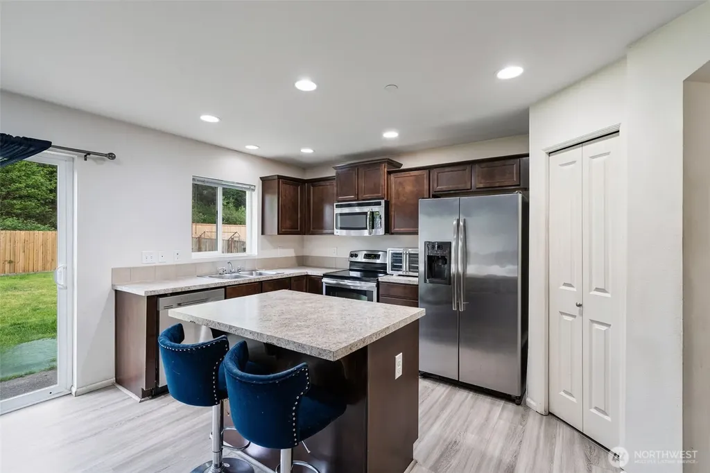 7637 Brianna Court SE Olympia WA 98513