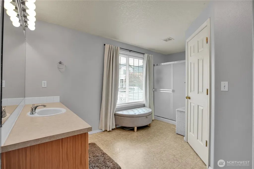 622 NW 29th Place Battle Ground WA 98604