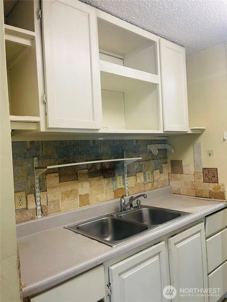 15154 65th Avenue S Tukwila WA 98188