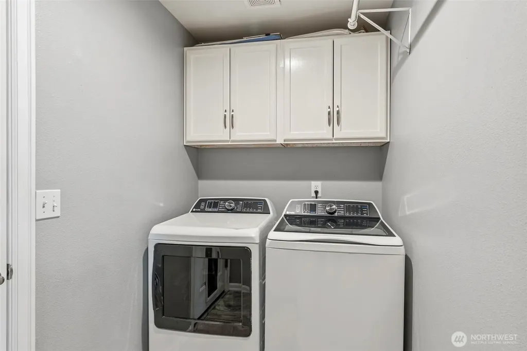 1826 Island Drive Longview WA 98632
