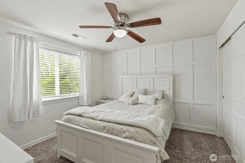 1826 Island Drive Longview WA 98632