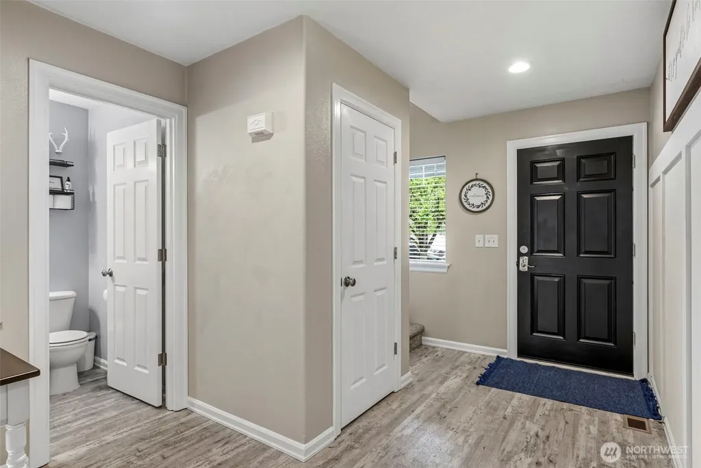 1826 Island Drive Longview WA 98632