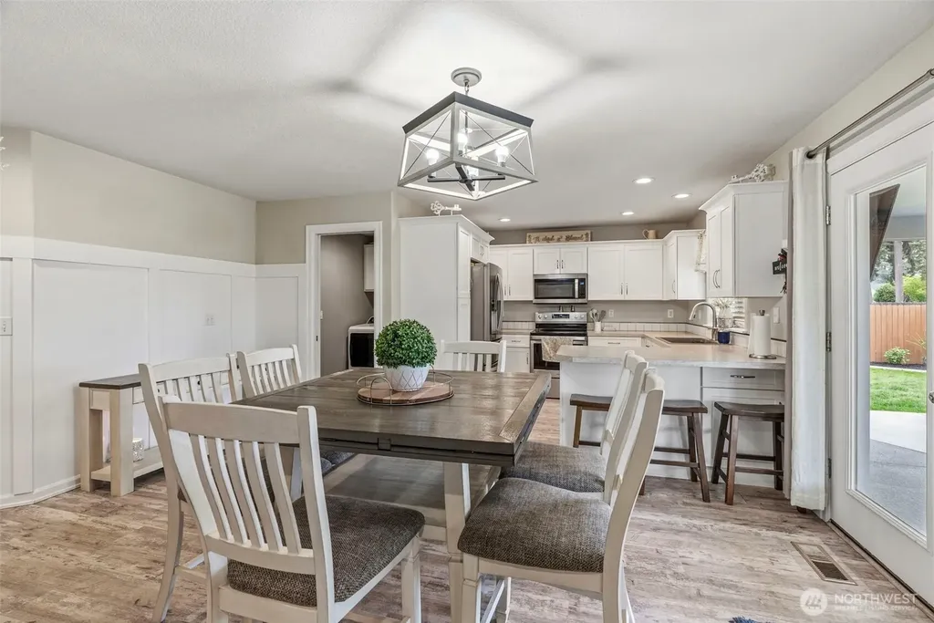 1826 Island Drive Longview WA 98632