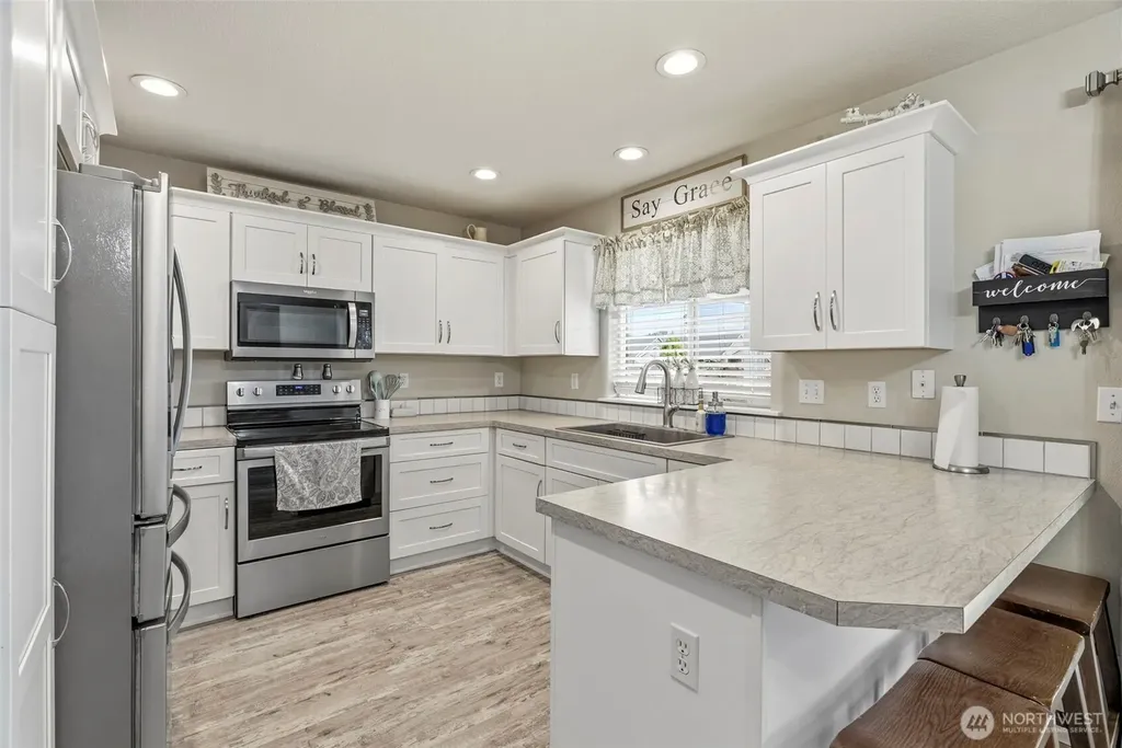 1826 Island Drive Longview WA 98632