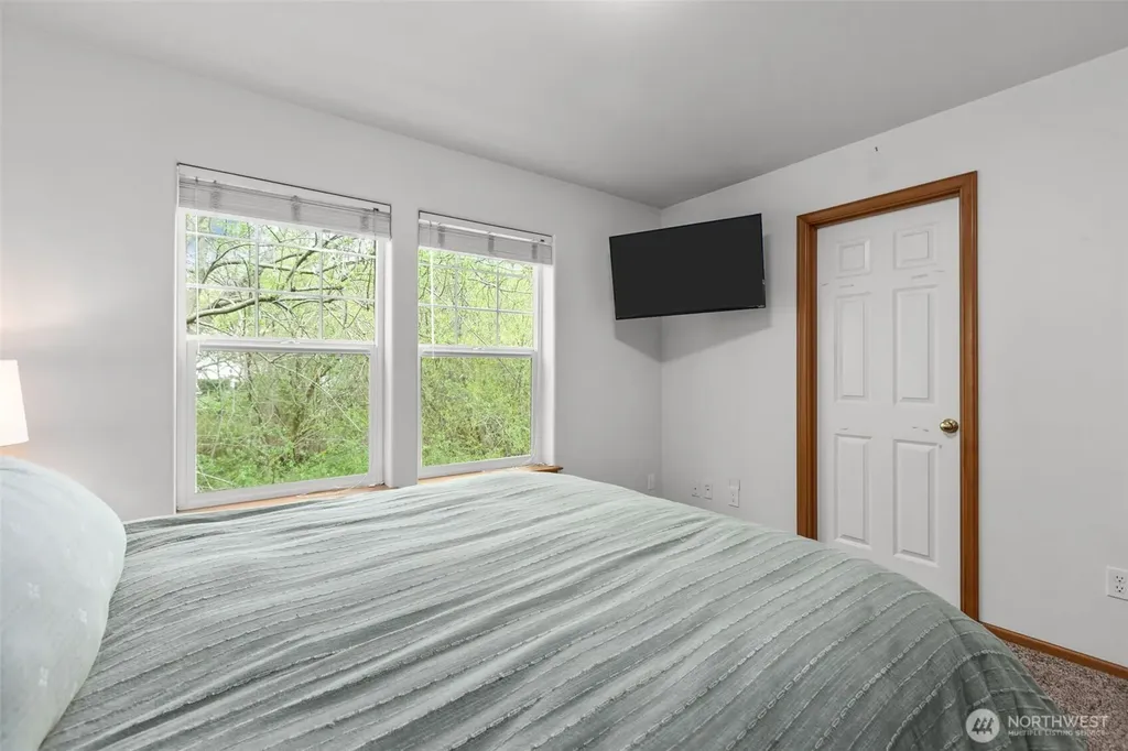 10617 NE Kingston Meadows Circle Kingston WA 98346