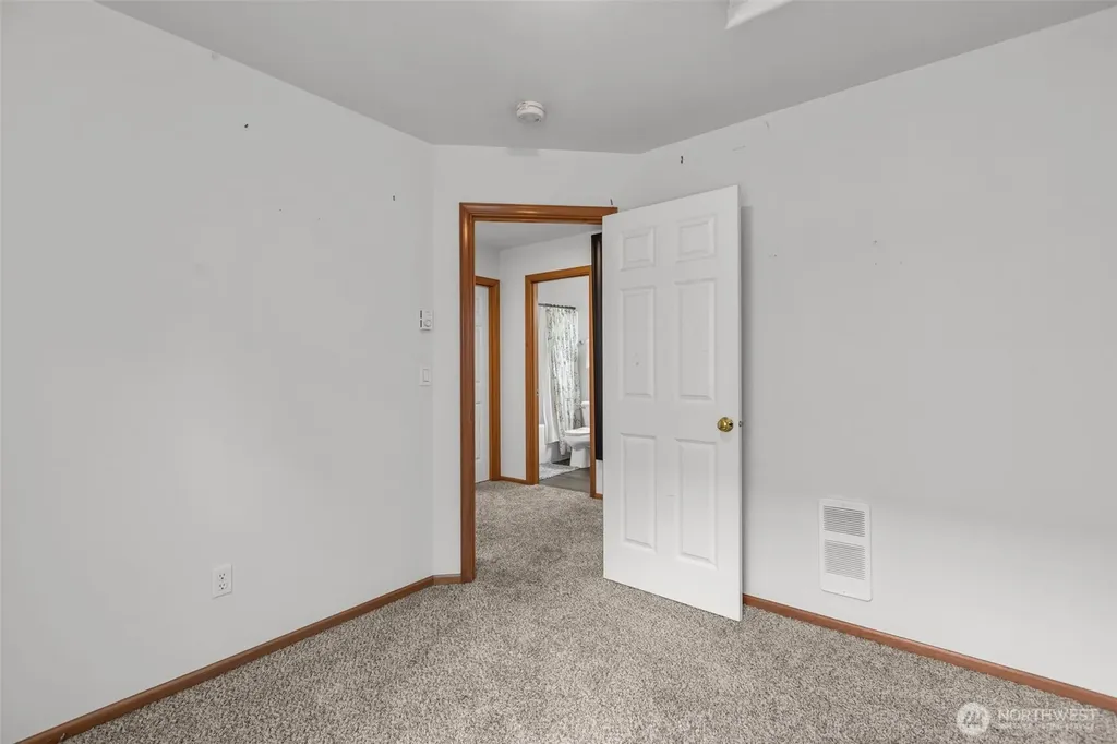 10617 NE Kingston Meadows Circle Kingston WA 98346